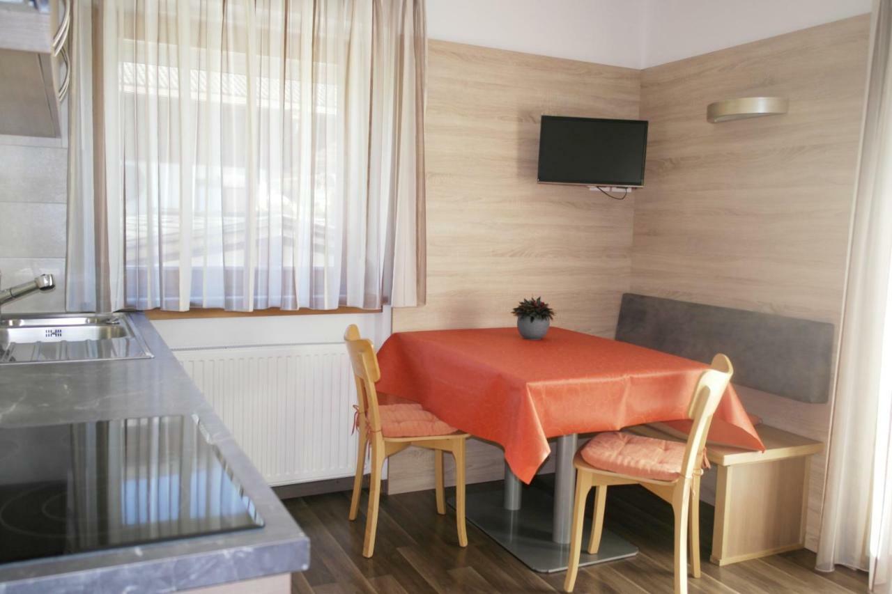 Alfred Ties Apartments San Vigilio Di Marebbe Exterior photo